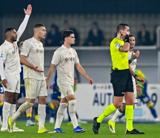 Verona-Como 0-1, Douvikas consegna l’Europa ai lariani