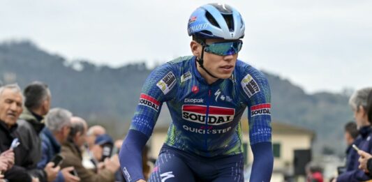 Magnier vince la 3^ tappa al Giro, Silva resta in rosa