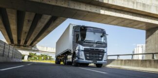Volvo Trucks lancia nuovi motori, meno consumi e pronti all’idrogeno