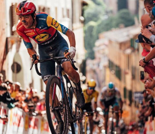 Narvaez vince la 4^ tappa a Cosenza, Ciccone nuova maglia rosa del Giro