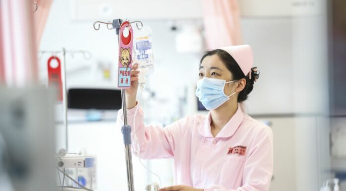 Cina, numero di infermieri cresciuto del 29% in 5 anni