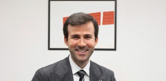Intelligenza artificiale, Domyn lancia un modello multilingue europeo