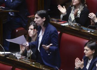 Schlein “Governo Meloni vive chiuso nel palazzo, no a larghe con intese con FI”