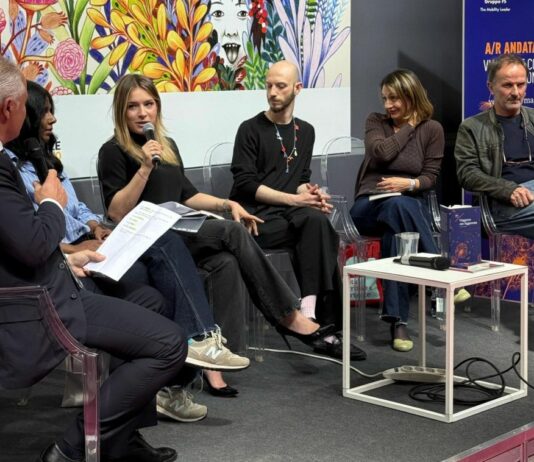 Gruppo FS, a Torino presentato il libro “Viaggiare con leggerezza”