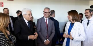 Mattarella a medici ospedale di Modena “Grazie per quello che fate”