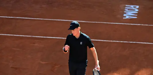 Roland Garros, sorteggiati i tabelloni: Sinner comincia con Tabeur