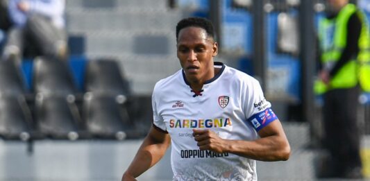 Il Cagliari batte 2-1 il Torino e conquista la salvezza