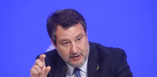 Salvini “Proposta di legge su revoca cittadinanza a chi delinque”