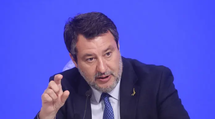 Salvini “Proposta di legge su revoca cittadinanza a chi delinque”