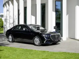 Mercedes-Benz presenta la nuova Classe S 680 Guard con blindatura VR10