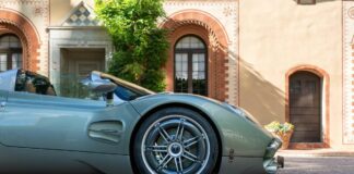 Pirelli, con il Cyber Tyre 1.500 chilometri al volante della Pagani Utopia