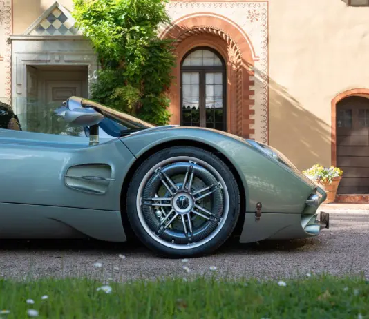 Pirelli, con il Cyber Tyre 1.500 chilometri al volante della Pagani Utopia