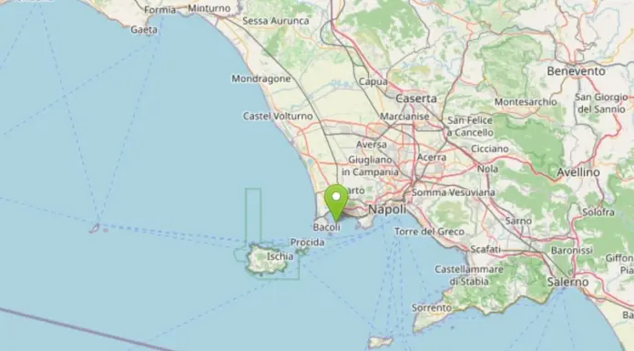 Napoli, forte scossa di magnitudo 4.4 nei Campi Flegrei
