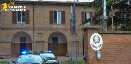 Maxi blitz contro la pirateria tv, 100 perquisizioni e mille utenti sanzionati