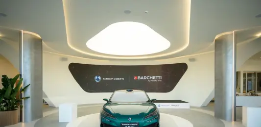 Denza inaugura a Bologna il primo showroom in Italia insieme al Gruppo Barchetti