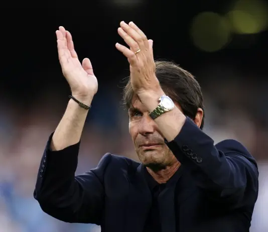 Il Napoli ufficializza l’addio di Antonio Conte: “Grazie Mister”