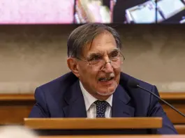 La Russa “Italia dalla parte di Kiev e della pace giusta”