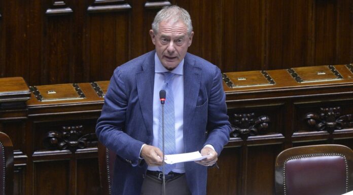 Automotive, Urso convoca il tavolo nazionale al Mimit il 14 luglio