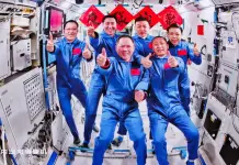 Cina, gli astronauti della Shenzhou-23 entrano nella stazione spaziale Tiangong