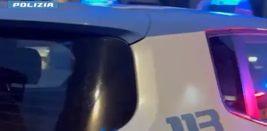 Camorra e droga a Caivano, blitz della Polizia con 12 arresti