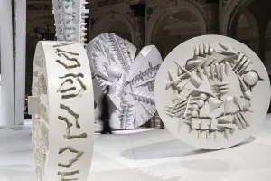 Intesa Sanpaolo, alle Gallerie d’Italia le grandi opere di Arnaldo Pomodoro