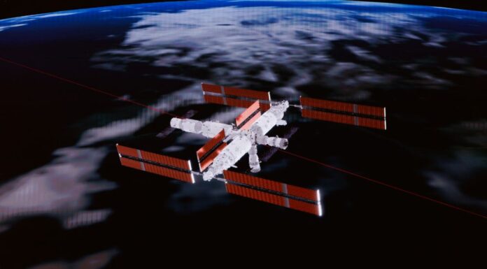 Passaggio di consegne sulla stazione spaziale cinese Shenzhou-21