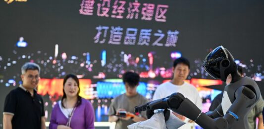 Cina, intelligenza artificiale sempre più integrata nei processi industriali