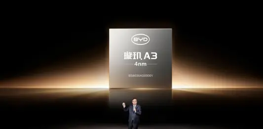 BYD presenta il chip XUANJI A3 per la guida intelligente avanzata