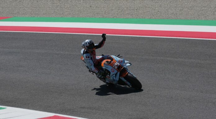 Fernandez vince la sprint del Mugello davanti a Martin, terzo Di Giannantonio
