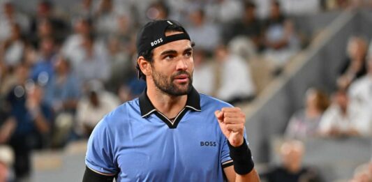 Berrettini piega Comesana al quinto e accede agli ottavi del Roland Garros