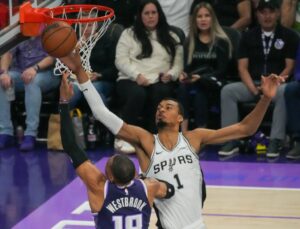 Spurs alle Nba Finals dopo 12 anni, Okc eliminata in gara-7