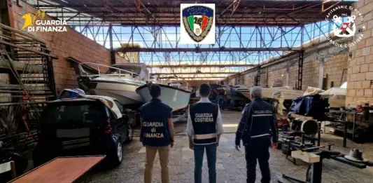 Vibo Valentia, sequestrata un’attività di rimessaggio abusivo di imbarcazioni
