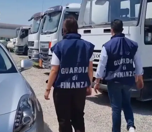 Padova, frode nel commercio del GPL: sequestrate 5 autobotti modificate e oltre 26mila litri di combustibile