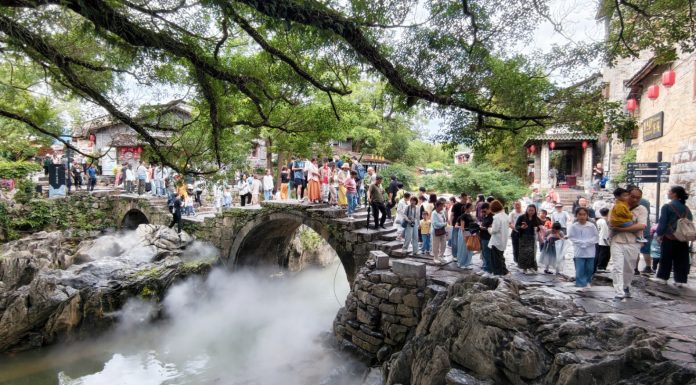 Cina: vacanze per la Festa del Lavoro tra turismo e tempo libero (1)