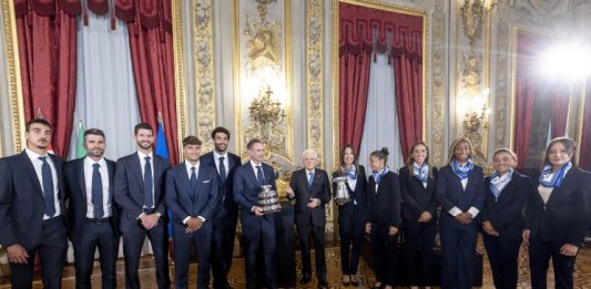 Tennis, Mattarella riceve le nazionali azzurre: “Successi non casuali, siete protagonisti nel mondo” / Video