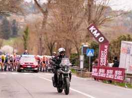 Suzuki protagonista al Giro d’Italia 2026 con una flotta di 70 moto