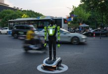 Cina: a Hangzhou robot intelligenti gestiscono il traffico urbano (2)
