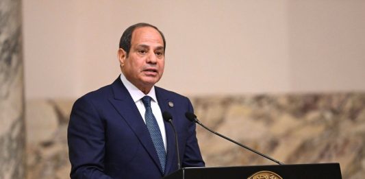 Egitto, il presidente al-Sisi guida le celebrazioni dell’Eid al-Adha insieme ai vertici dello Stato