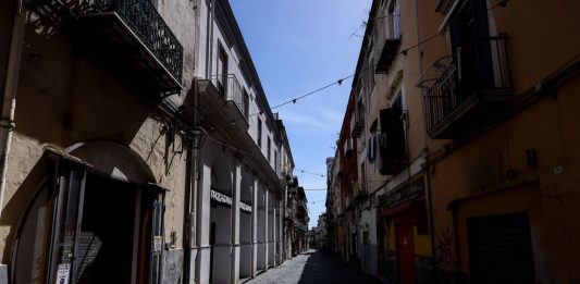 Terremoto ai Campi Flegrei, scossa di magnitudo 4.4 avvertita anche a Napoli. Ciciliano “A Bacoli 9 evacuati”