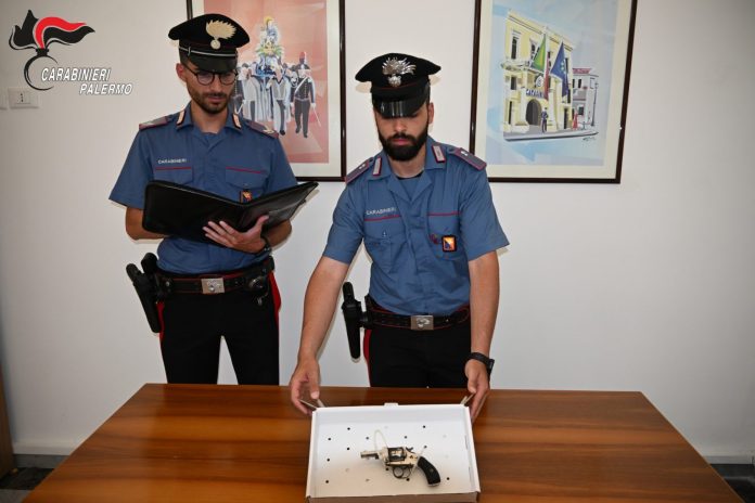 CC Palermo - arma sequestrata - via quintino sella