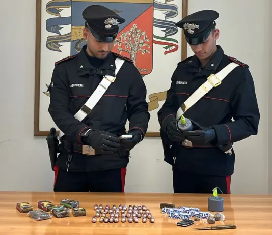 Ladispoli, blitz antidroga nella notte: due arresti e 1,5 chili di hashish sequestrati