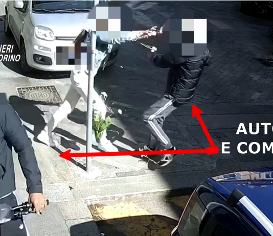 Anziana reagisce allo scippo a Torino e fa arrestare un giovane ladro