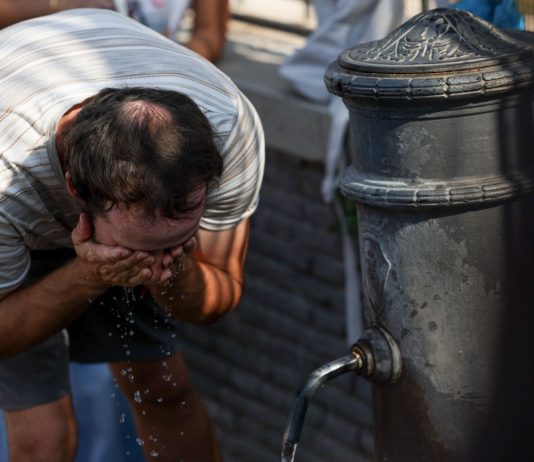 Caldo, due anziani muoiono a Genova. Salis: “Momento di dolore per la nostra città”