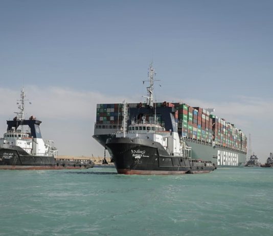 Egitto, un gruppo Cinese punta alla realizzazione di un polo industriale nel Canale di Suez