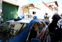 Blitz antidroga a Napoli, 14 arresti contro clan Di Lauro e criminalità albanese