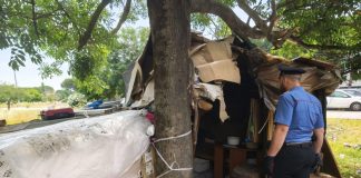 Roma, sgomberato un accampamento abusivo a Cinecittà