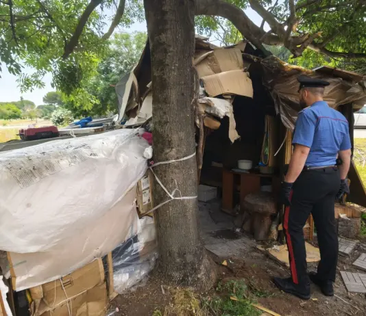 Roma, sgomberato un accampamento abusivo a Cinecittà