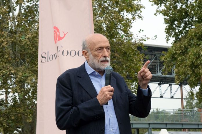 TORINO SLOW FOOD CARLO PETRINI