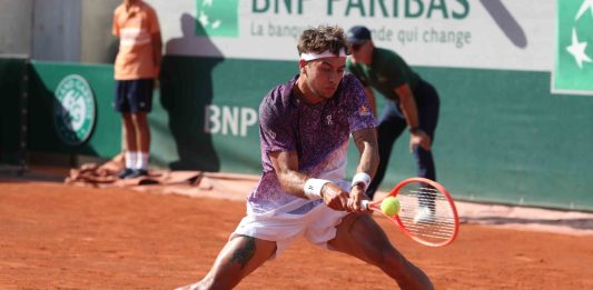 Roland Garros, Cobolli batte Wu e vola al terzo turno. In campo Sinner