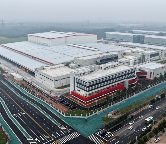 Swire Coca-Cola aumenta investimenti in Cina e apre due nuovi impianti in 24 ore